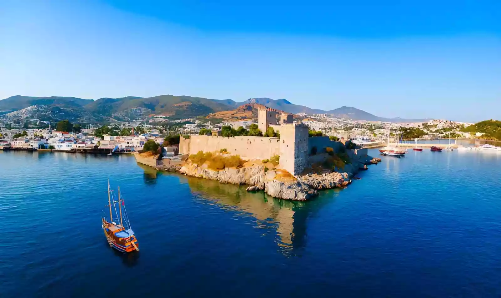 Bodrum turizmi ve Bodrum Yarımadası manzarası